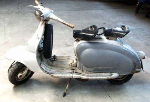 http://ongvove.files.wordpress.com/2010/07/lambrettab.jpg
LambrettaB