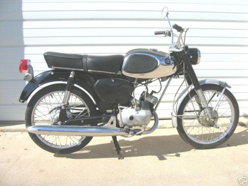 http://ongvove.files.wordpress.com/2010/07/1968_bridgestone_50cc.jpg
1968_bridgestone_50cc